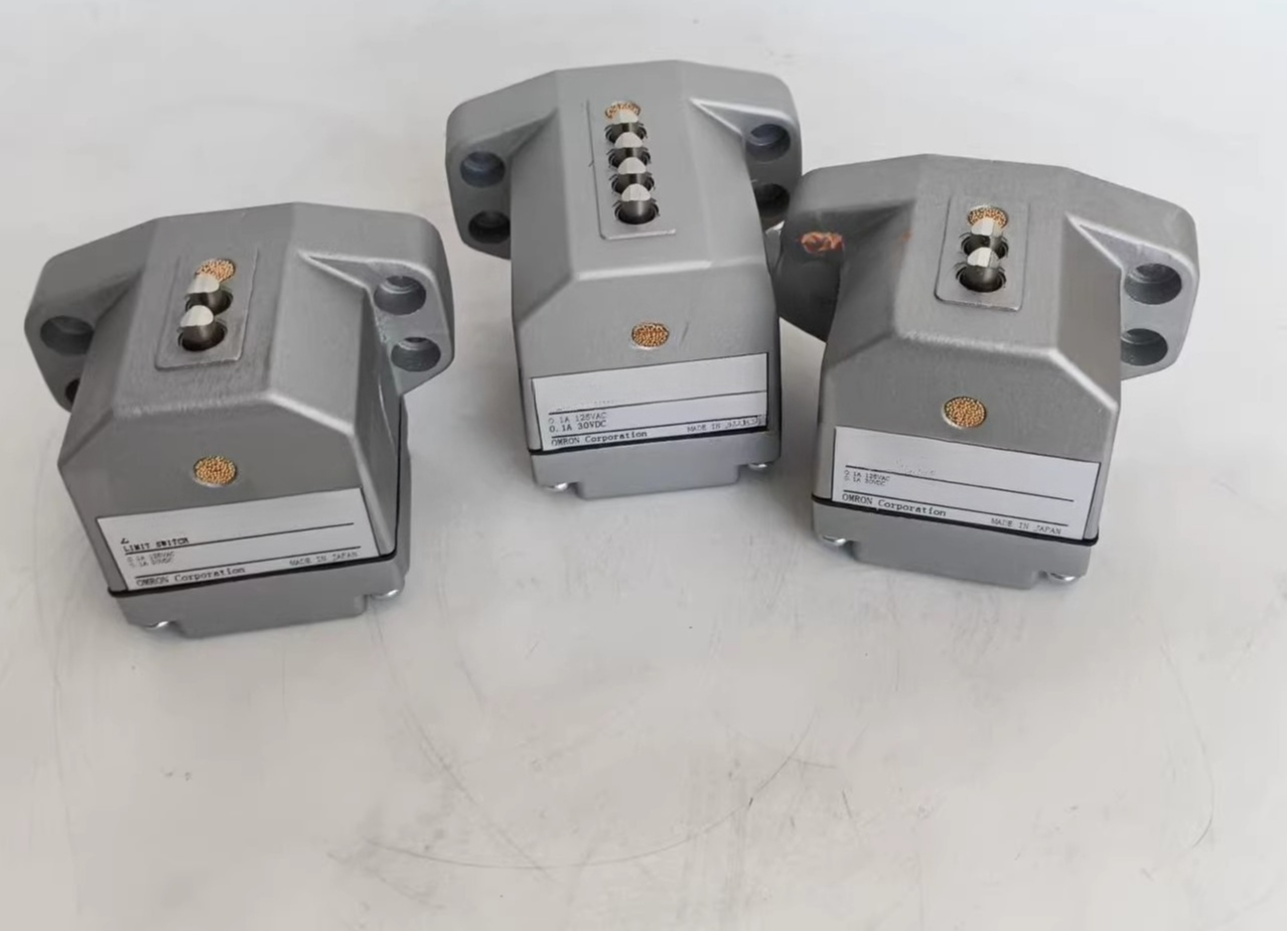 Limit Switch - Nowy wyłącznik krańcowy 2SB01D4-1Y NTC/4SB01D4-1Y z